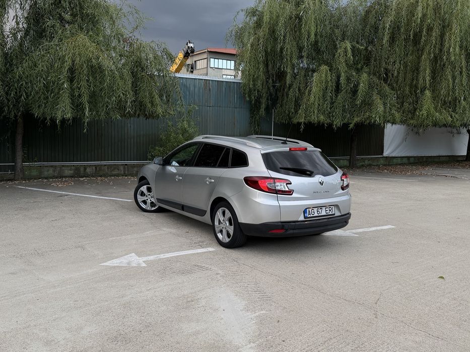 RENAULT Megane 2013 — imagine 4