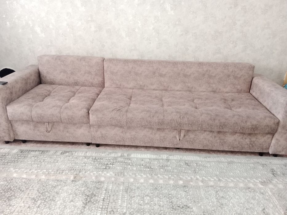 Продам двиван в хорошем состоянии