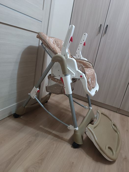 Стул для кормления