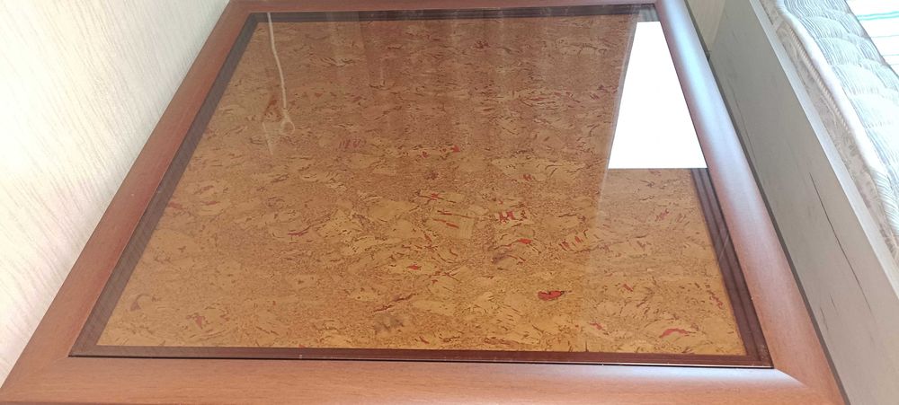 Журнальный столик