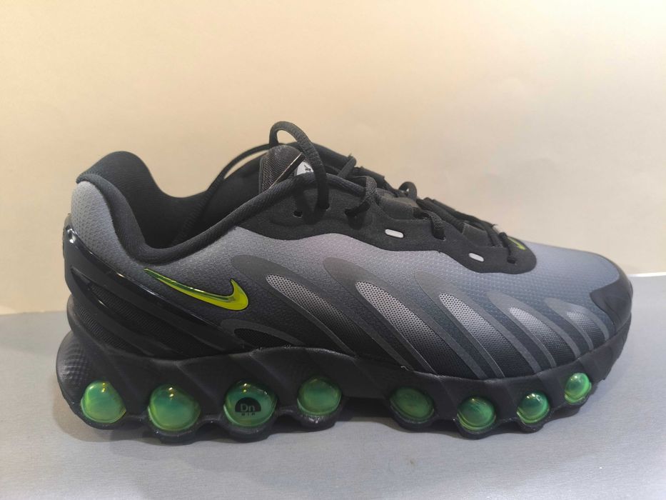 Nike Air Dn N44/28sm.Маратонки с камери.Нови.Оригинал.