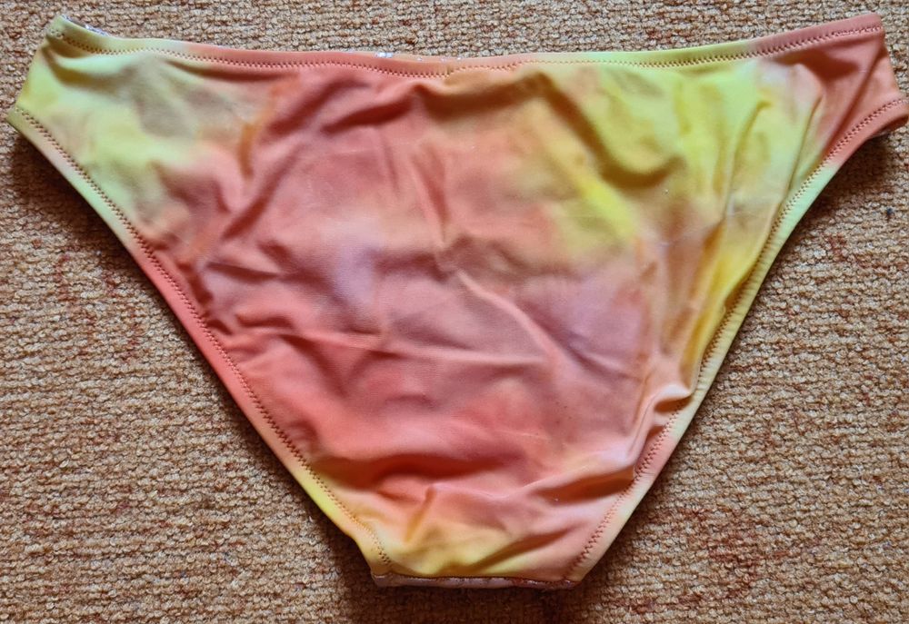 Бански Rebecca,Sразмер