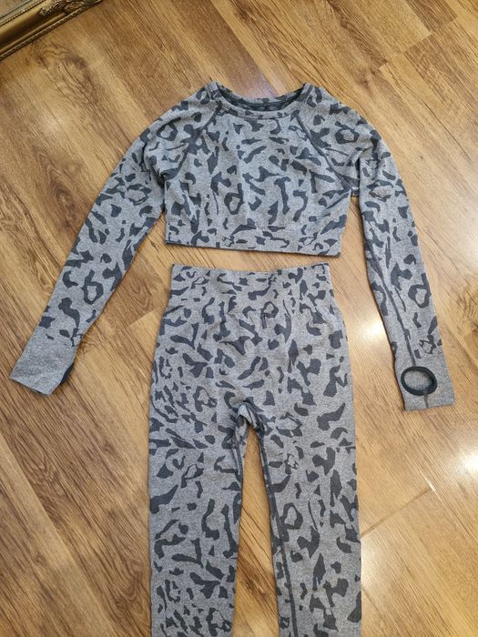 shein нов дамски спортен комплект