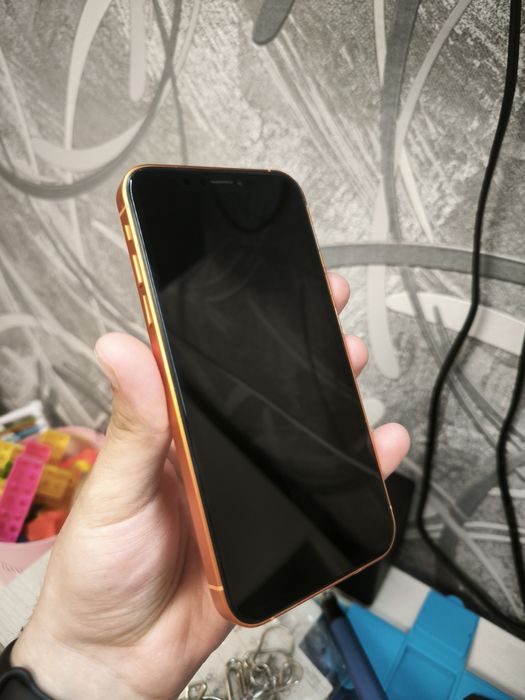 iPhone XR в корпусе 17 PRO 64gb 75%акб ОБМЕН.