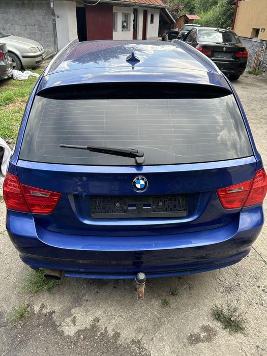 BMW 3 Series 2011 — imagine 3