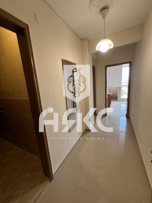Дава се под наем Двустаен апартамент в София, Зона Б-18 - 50 кв.м за 459 € - Снимка #3