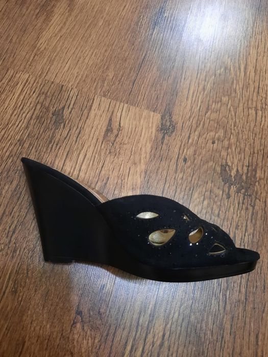 Женская обувь на платформе