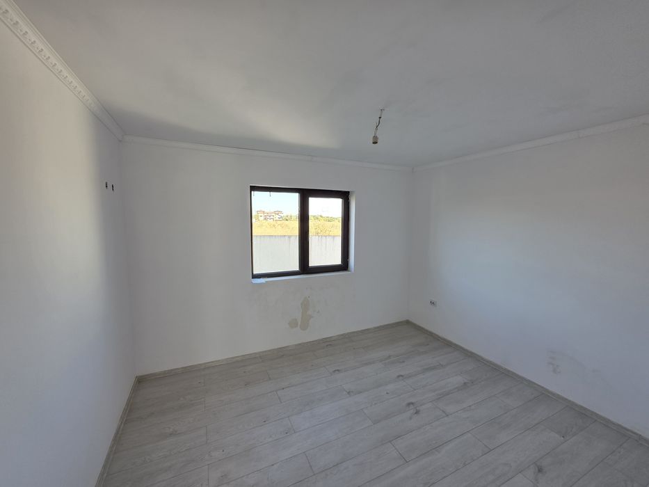Casa de închiriat în pantelimon Strada Ialomița  nr 27