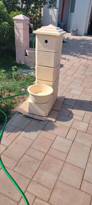 Vând fântanițe/cișmele de gradina