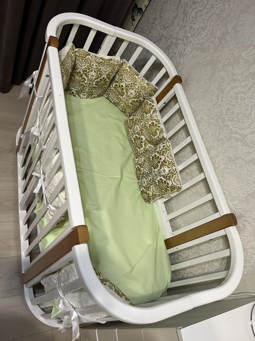 Продам срочно детскую кровать