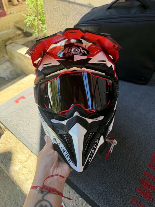 Каска AVIATOR 3 LEAGUE RED GLOSS и Очила 100% Armega Renen HiPER