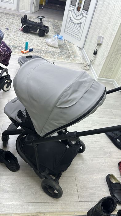 Продам коляску easy walker 2 в 1