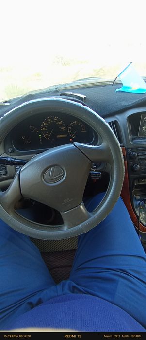 Продам Лексус рх300