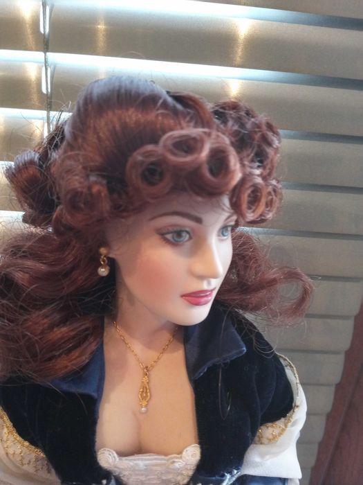 Порцеланова кукла Роуз - Титаник