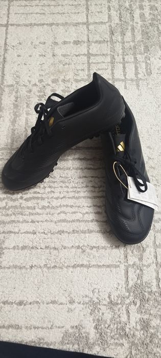 Стоножки Адидас predator club tf 42 2/3