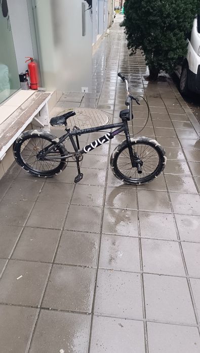 Колело BMX Decatlon custom (заменени са оригиналните части с по добри)