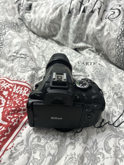 Фотоапарат NIKON