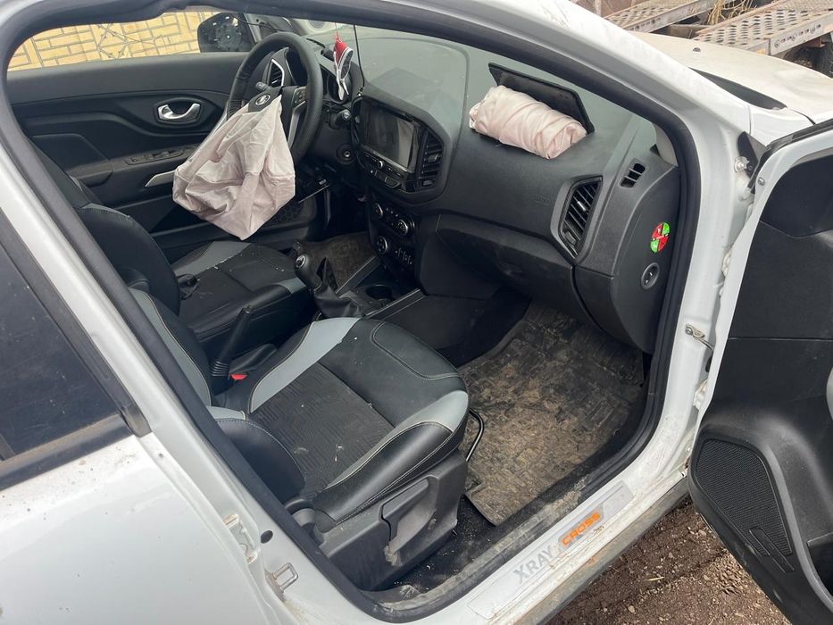 Продам  Lada Xray