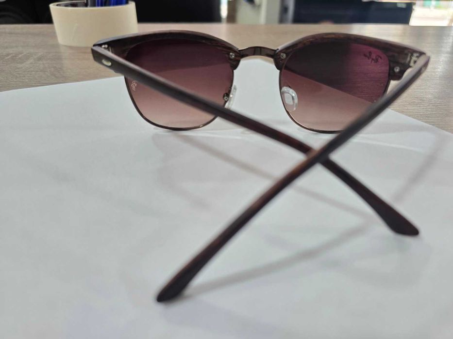 Слънчеви очила Ray-Ban Clubmaster RB3016