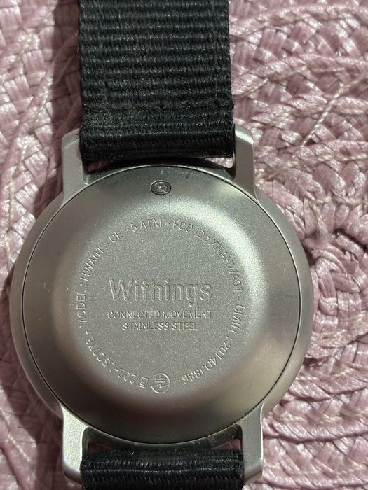 Withings смарт часовник