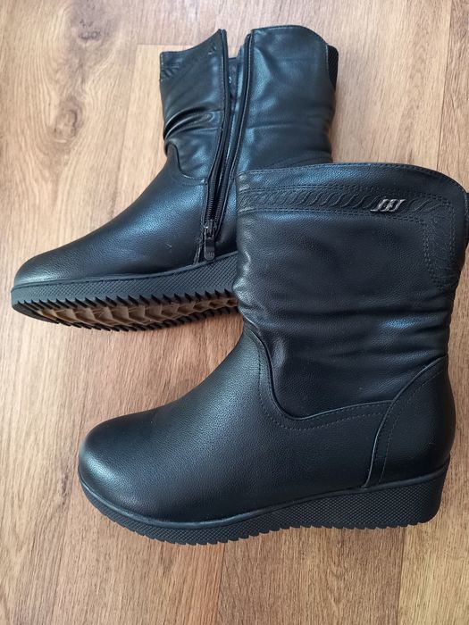 Сапоги женские зимние