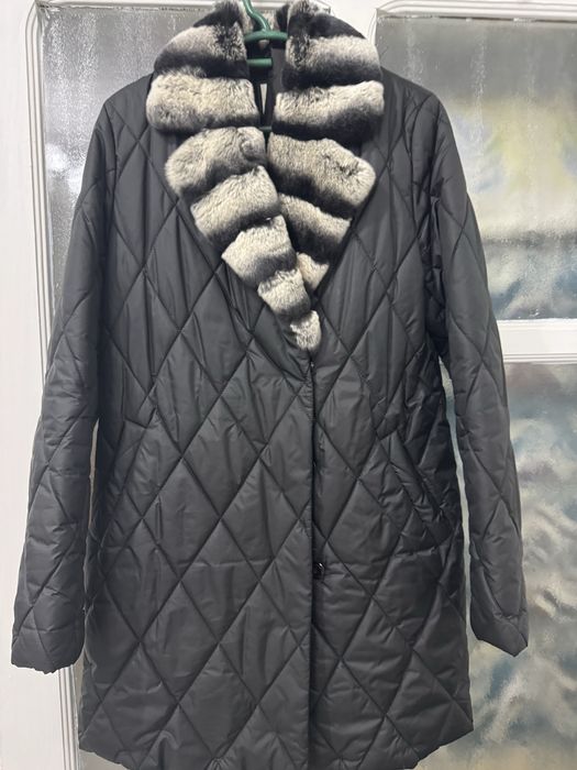 Продам женскую куртку.