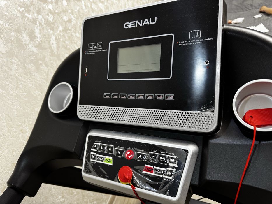 Продам Беговую дорожку Genau