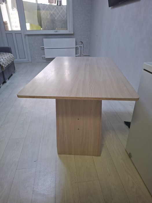 Продам куханный стол