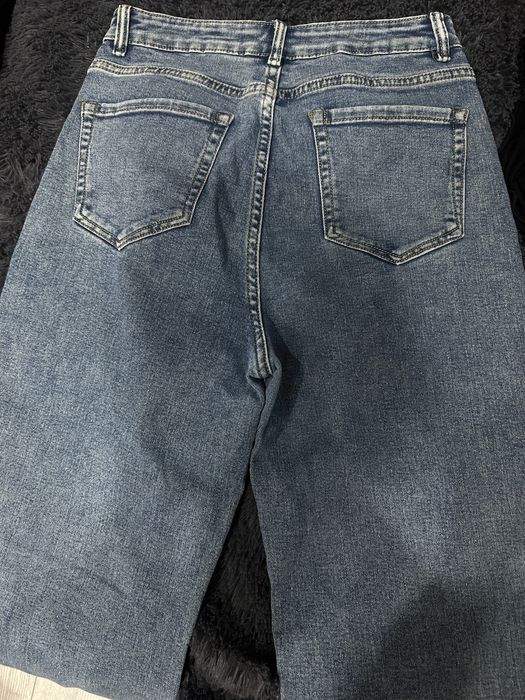 продам джинсы светлые