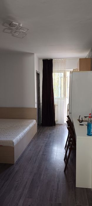 Proprietar închiriez garsonieră