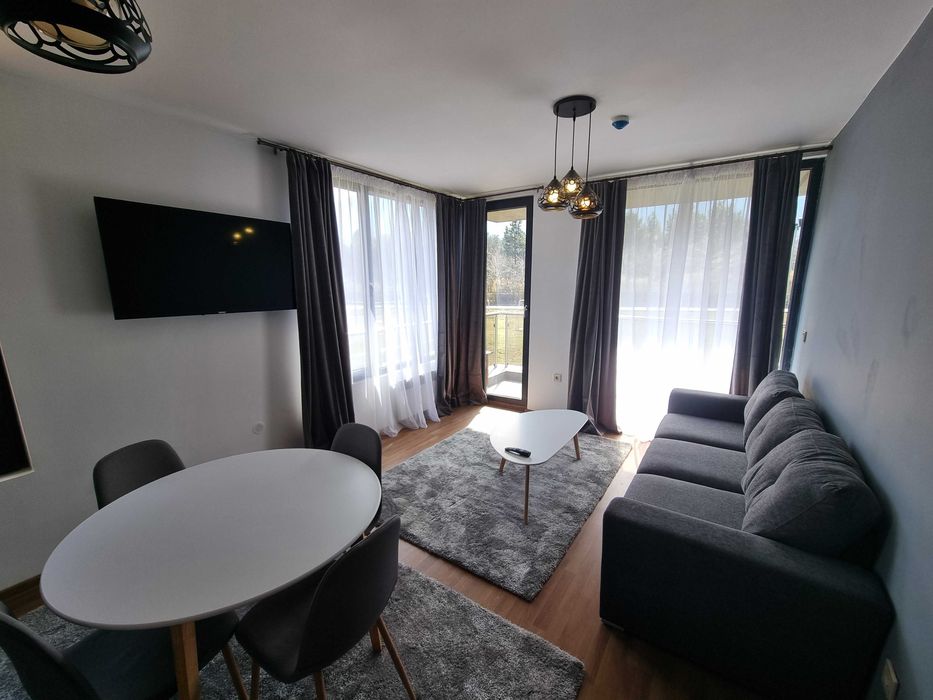 Продава се Тристаен апартамент в Разлог - 86 кв.м за 590 €/кв.м - Снимка #2