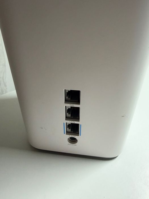 Router 5G model H158-381