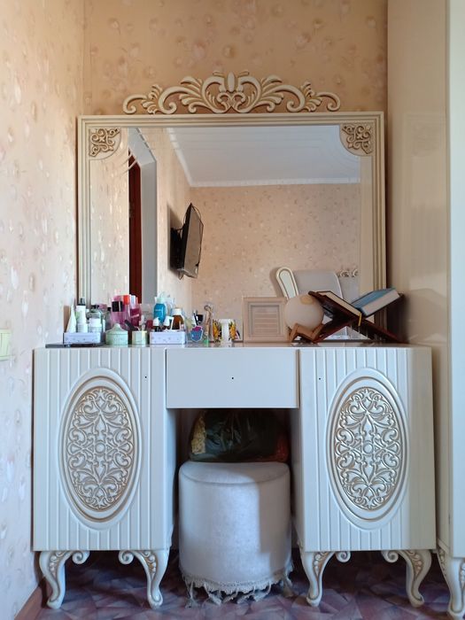 Спальная гарнитура 500000