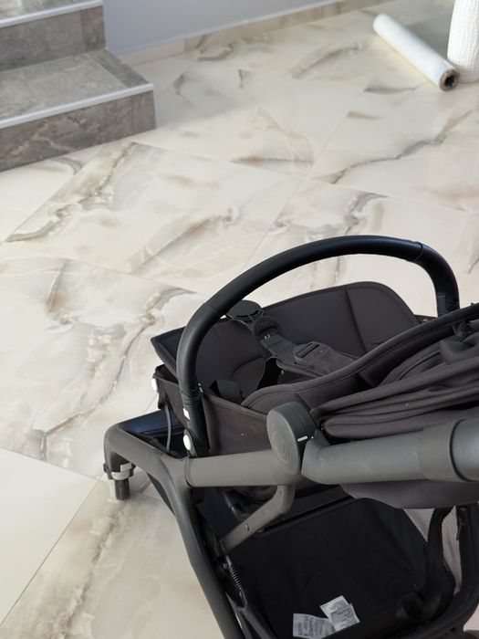 Bugaboo butterfly + подарък преден борд и чаша