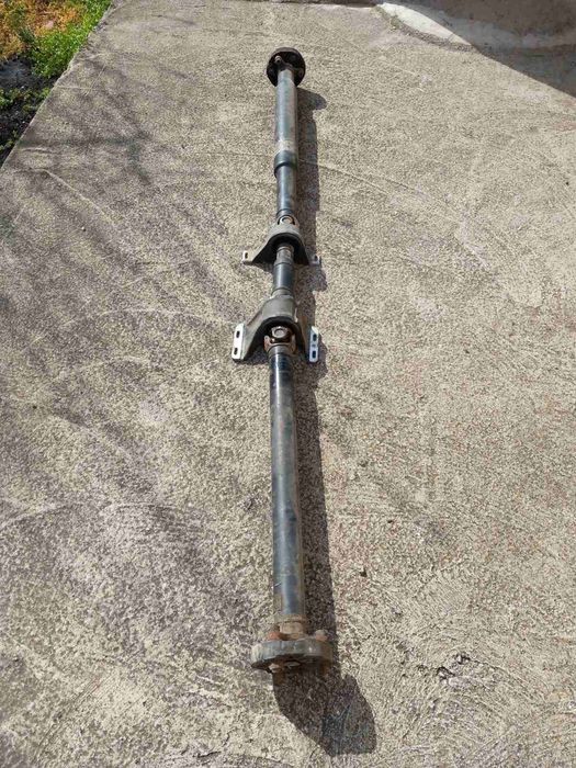 Кардан за Мерцедес w221 дълга база