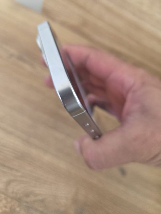 Iphone 16 Pro esim impecabil