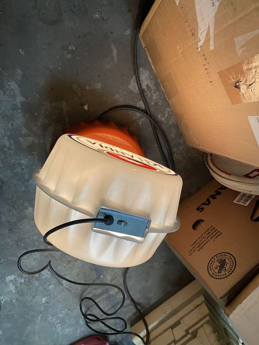 Стара светеща реклама на ледена напитка