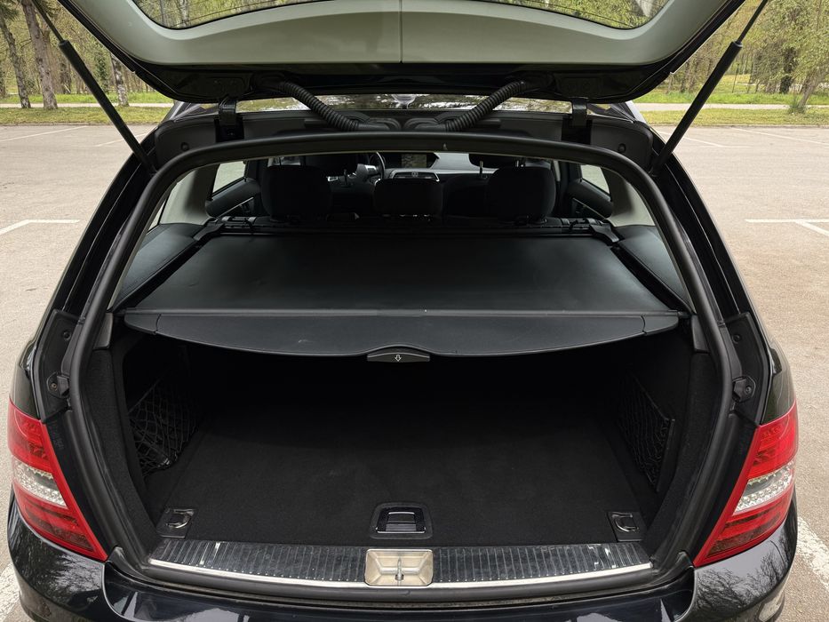 Mercedes-Benz C 220 FACELIFT