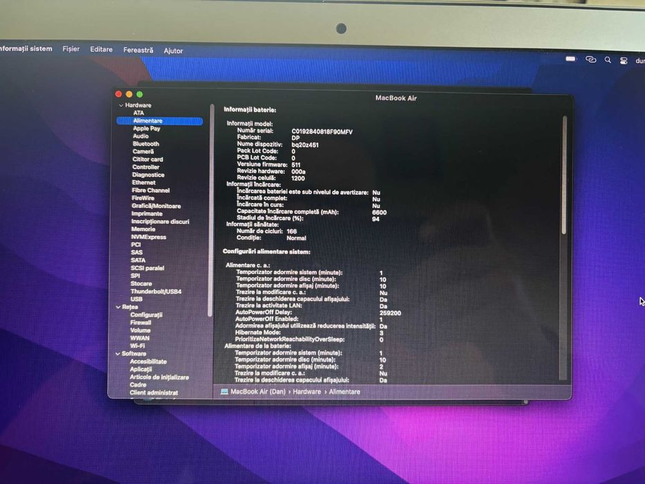 Vând MacBook Air 2017