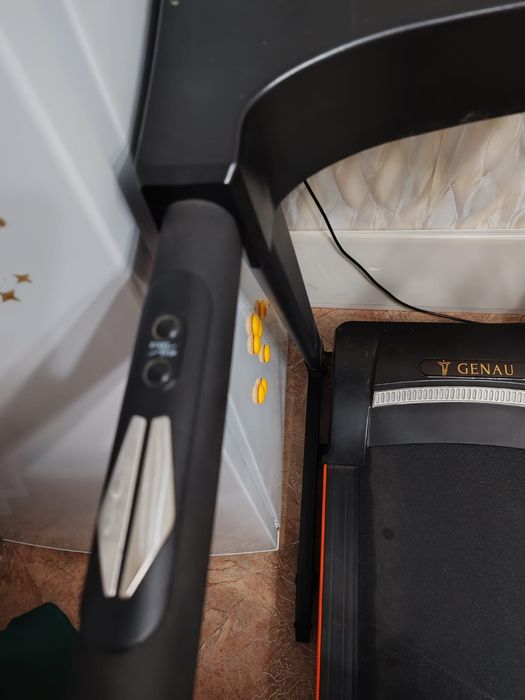 Беговая дорожка Genau TR50