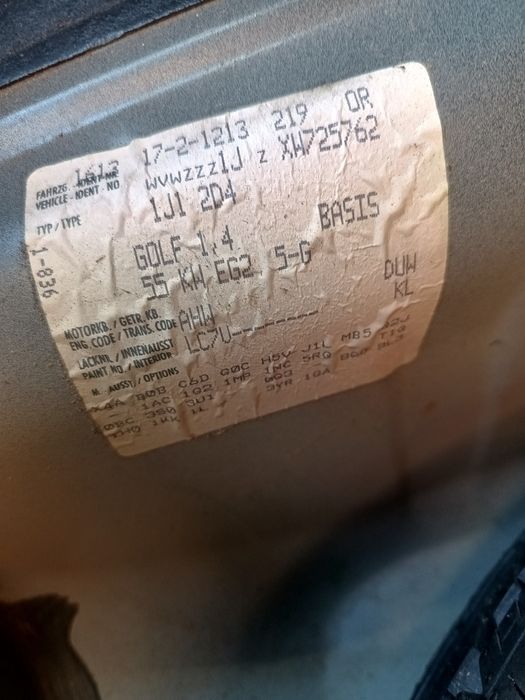 Фолксваген голф 4 (1.4/16V)НА ЧАСТИ!!!