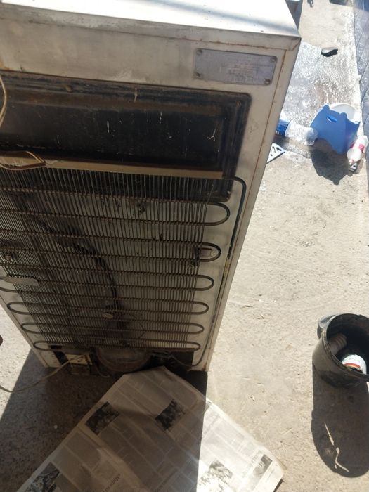 Холодилник сатылады