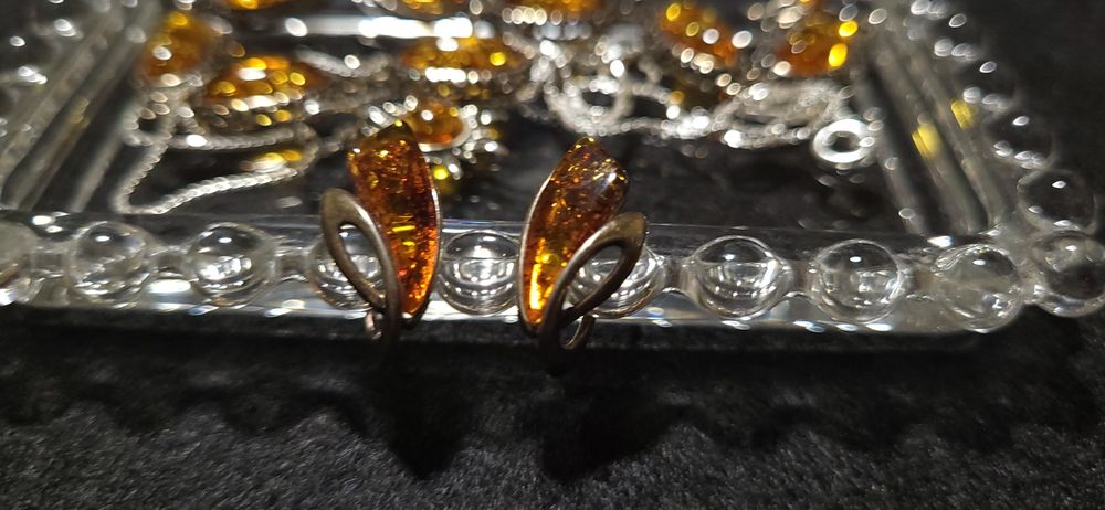 Сребърни бижута пр.925 с кехлибар