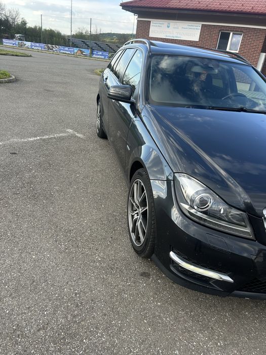 Mercedes C200(W204 facelift) Automat Diesel Euro5 136cp