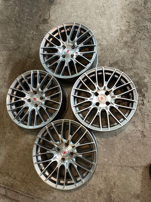 R16 PCD 4*100 Комплект легкосплавных дисков