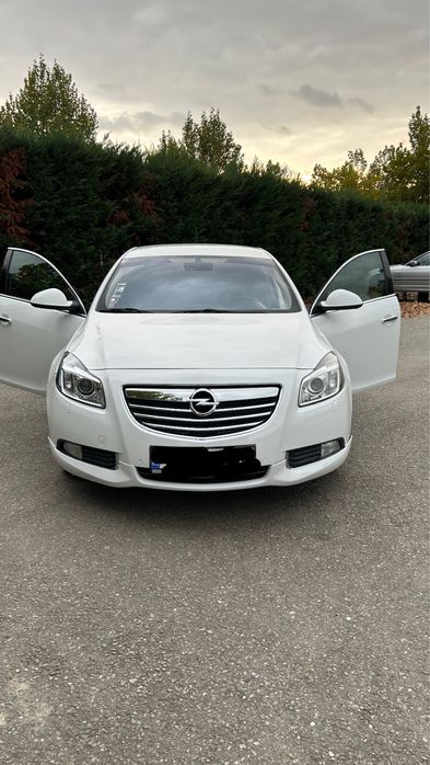 Vand opel insignia sau schimb