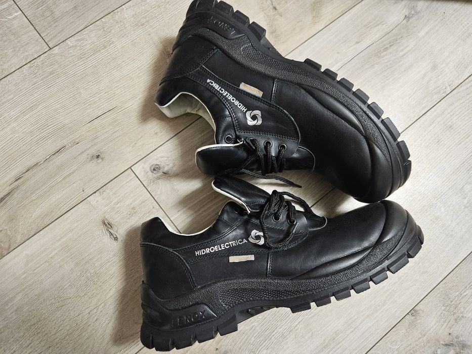 Pantofi de protecție HIDROELECTRICA cu bombeu metalic, noi, talpă LENO