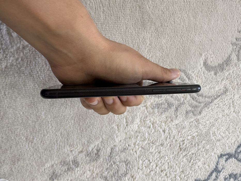 Iphone XR черный