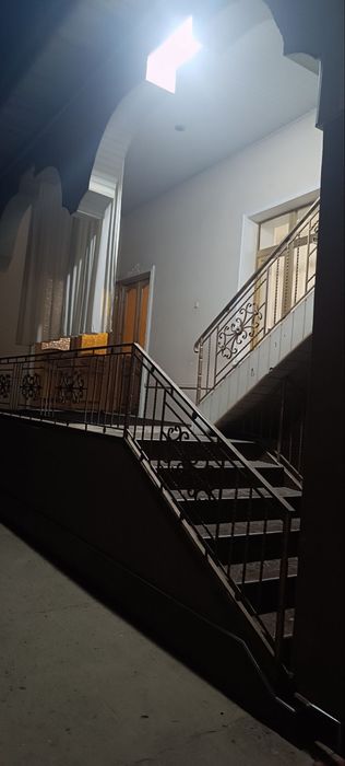 Ijaraga Chilonzor katta qani krugda 5 xona hovli