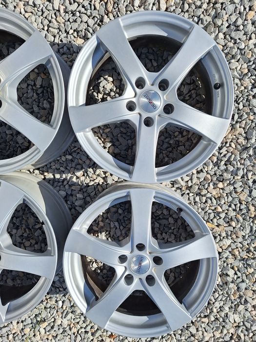 5x112.17цола.7 j ET 45.Dezent